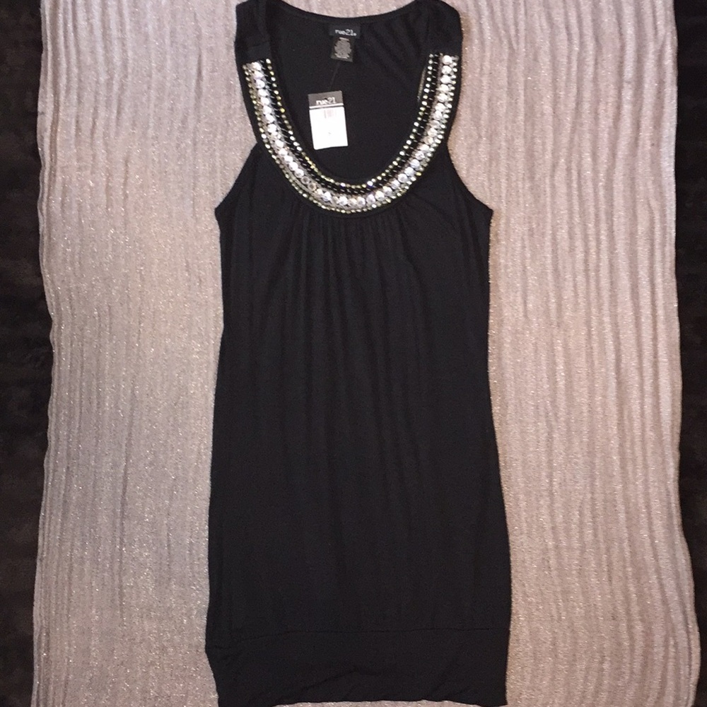 NWT Rue 21 Sz Long blk bejeweled tank